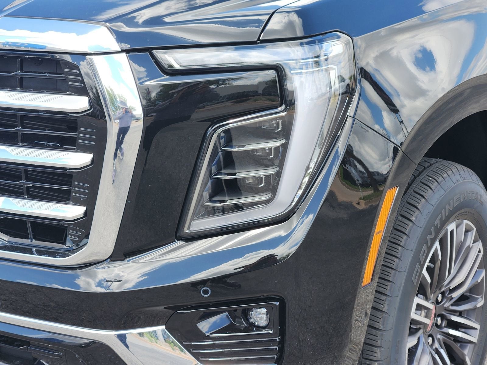 2026 GMC Yukon Elevation