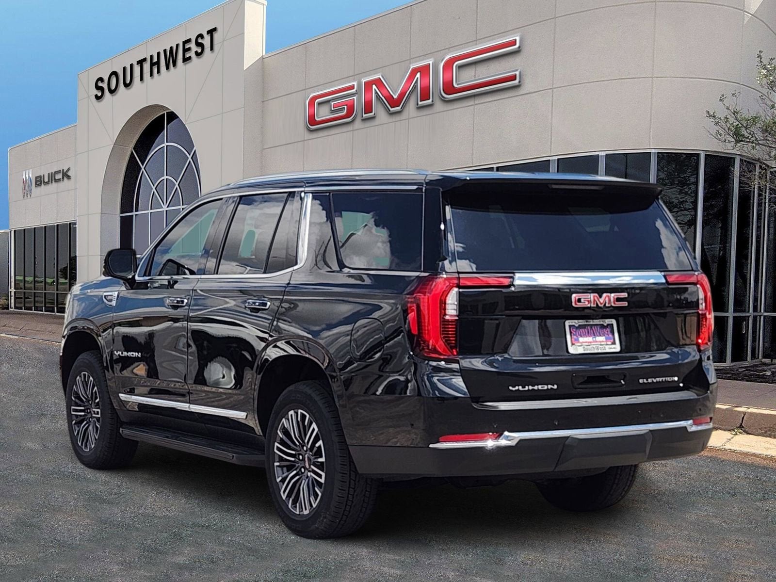 2026 GMC Yukon Elevation