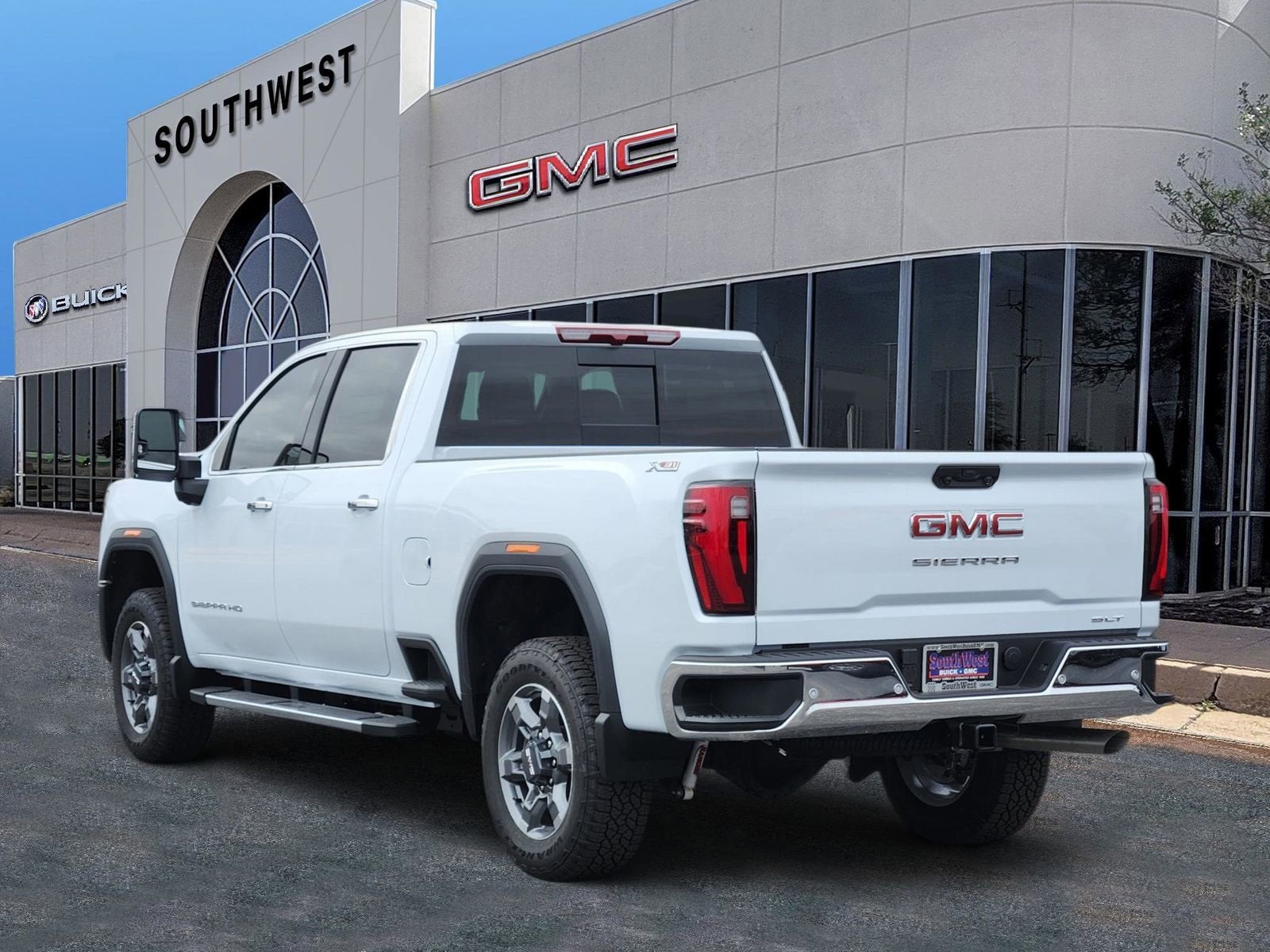 2026 GMC Sierra 2500 HD SLT