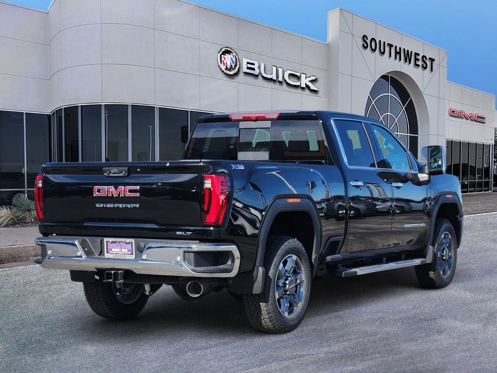 2026 GMC Sierra 2500 HD SLT