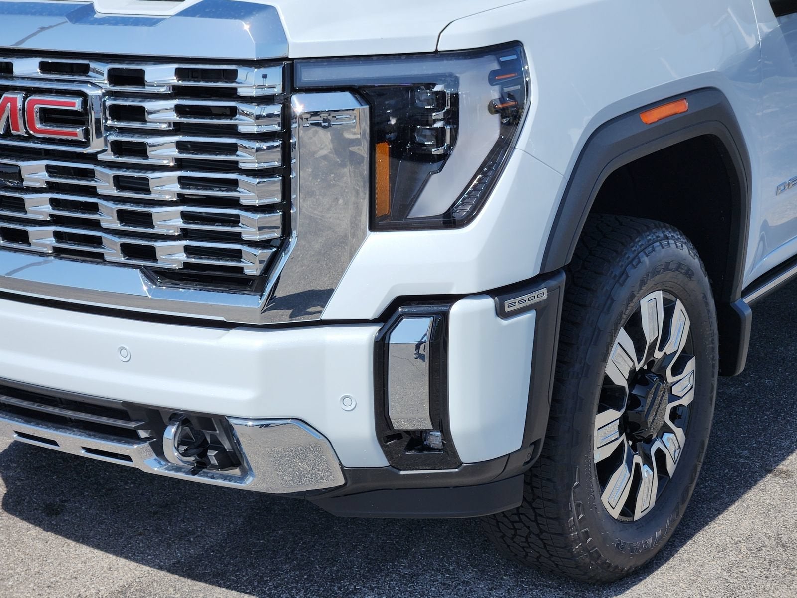2026 GMC Sierra 2500 HD Denali