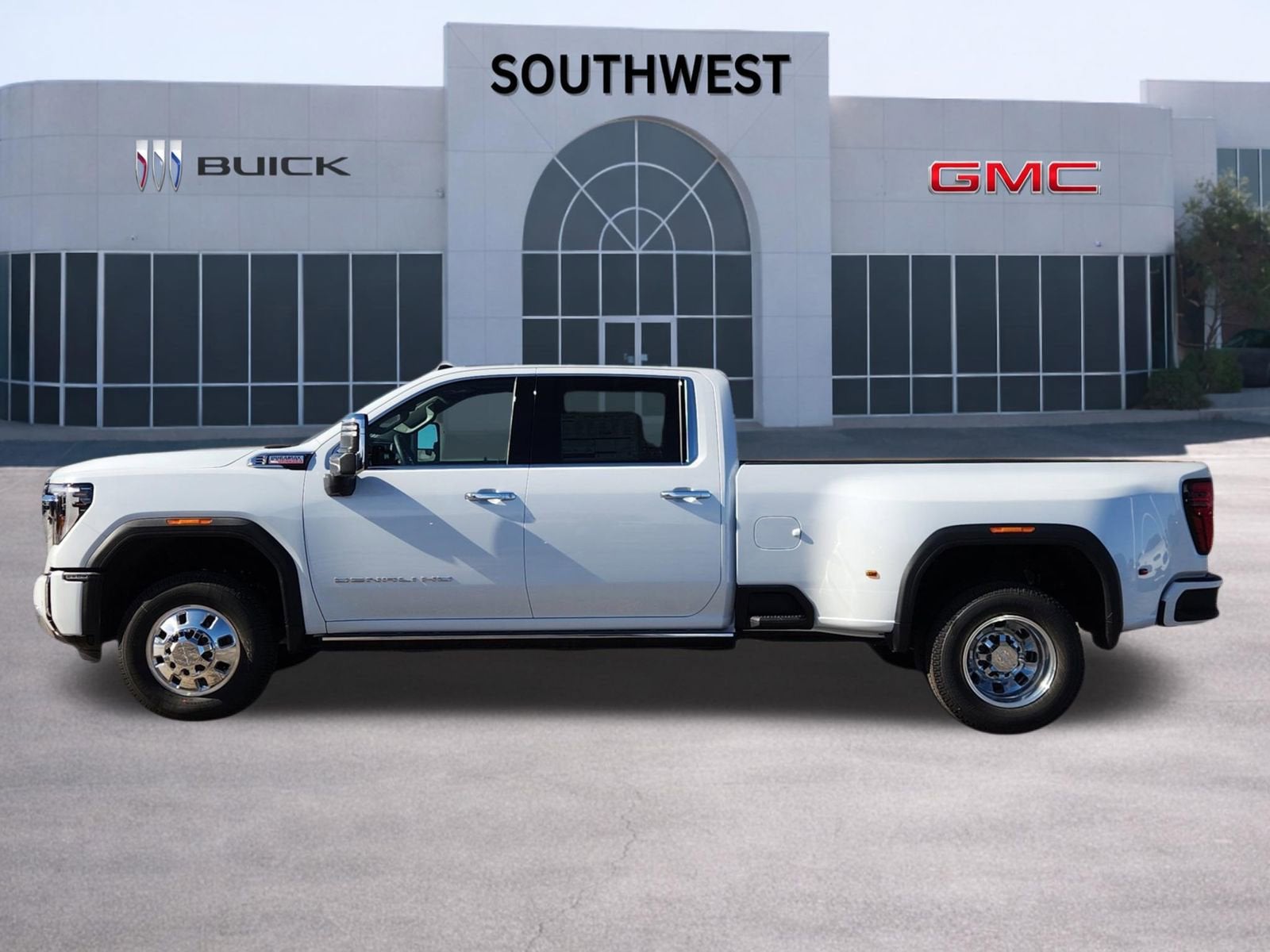 2026 GMC Sierra 3500 HD Denali DRW