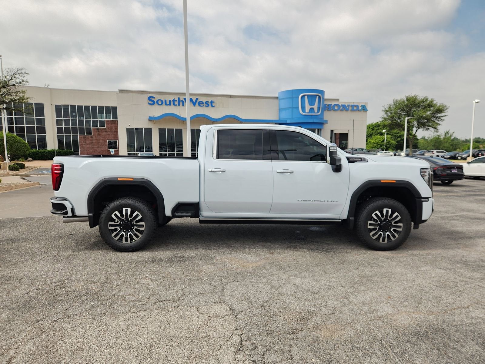 2026 GMC Sierra 2500 HD Denali Ultimate