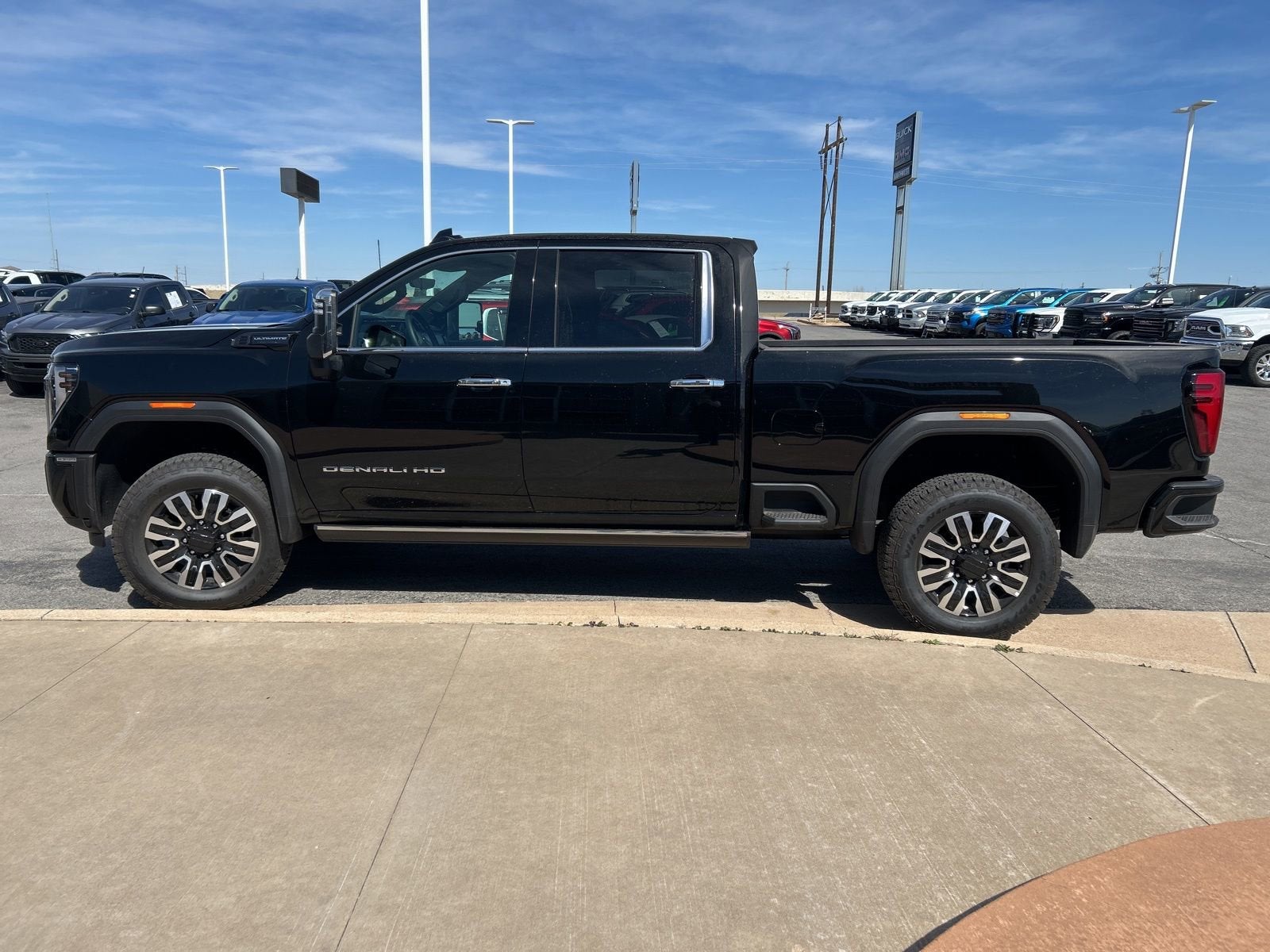 2025 GMC Sierra 2500 HD Denali Ultimate