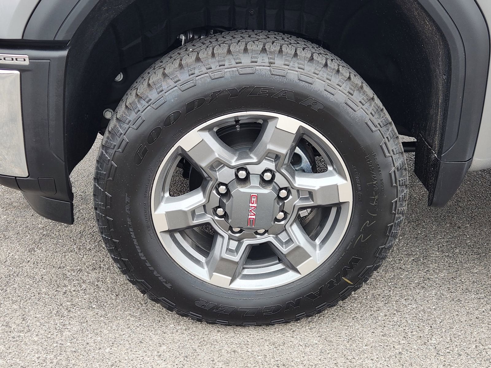 2026 GMC Sierra 2500 HD SLE