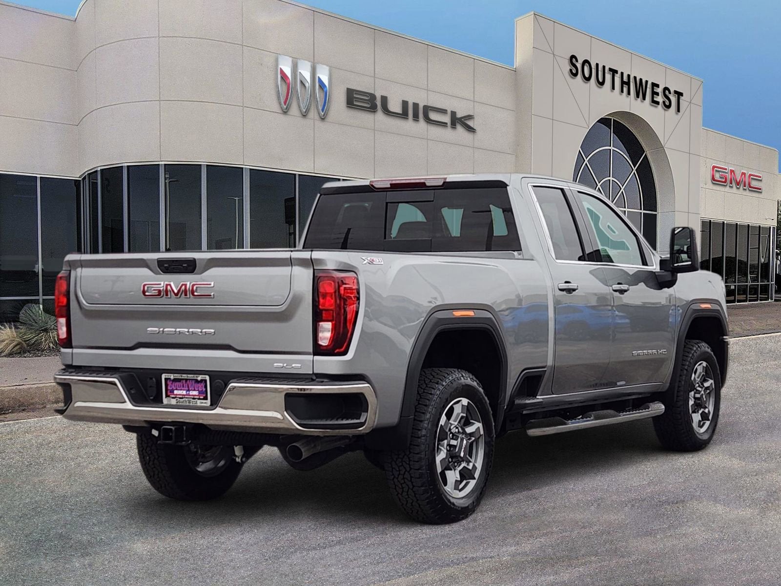 2026 GMC Sierra 2500 HD SLE