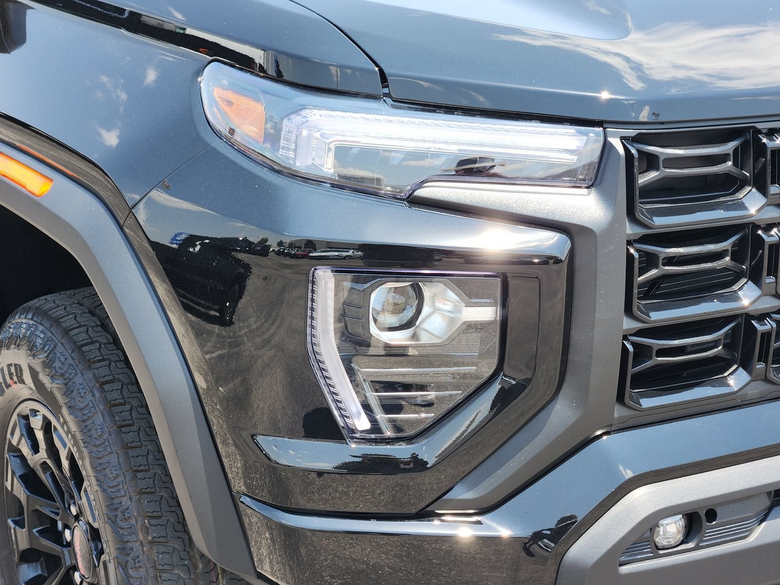2026 GMC Canyon Elevation