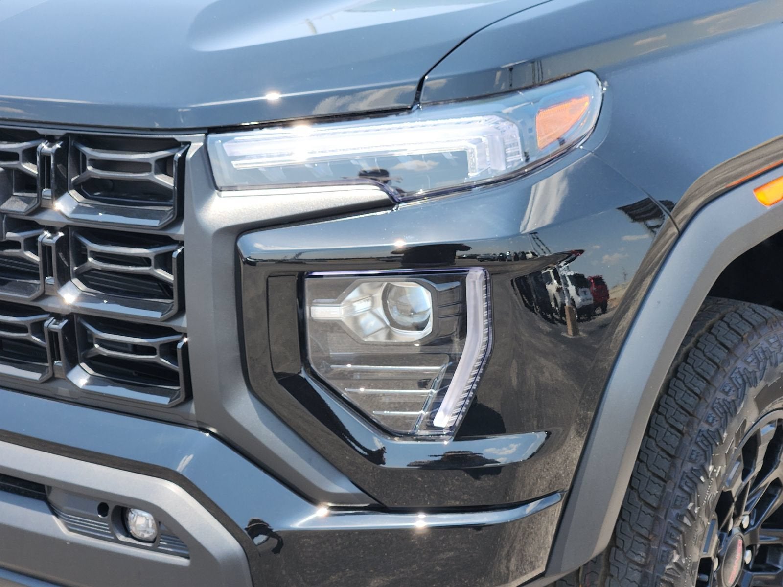 2026 GMC Canyon Elevation