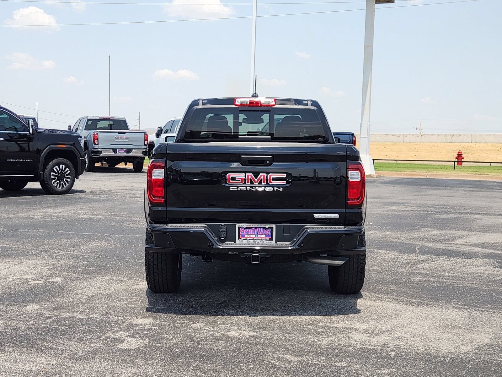 2026 GMC Canyon Elevation