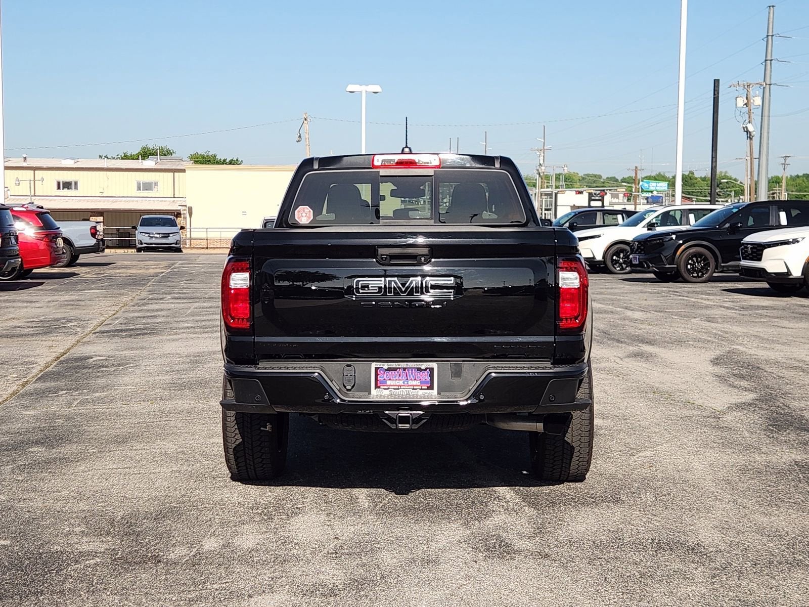 2026 GMC Canyon Denali - Photo 8