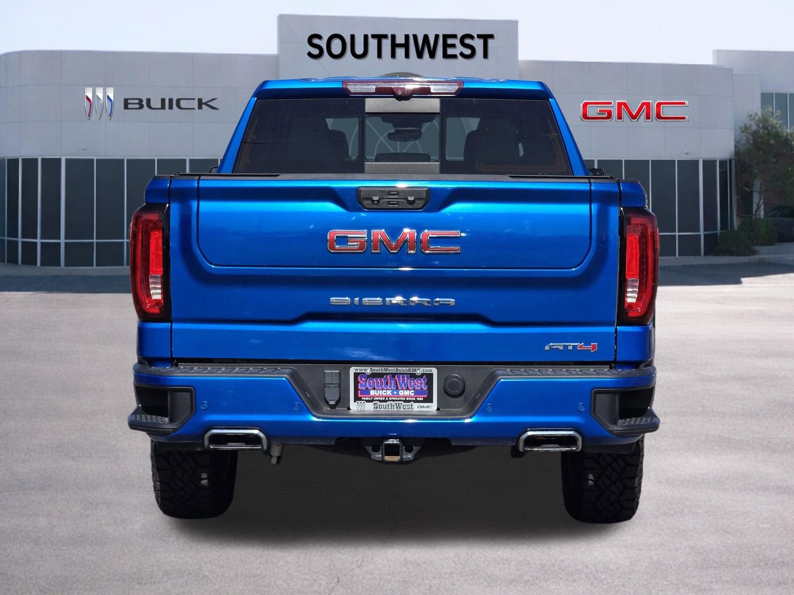 2022 GMC Sierra 1500 AT4