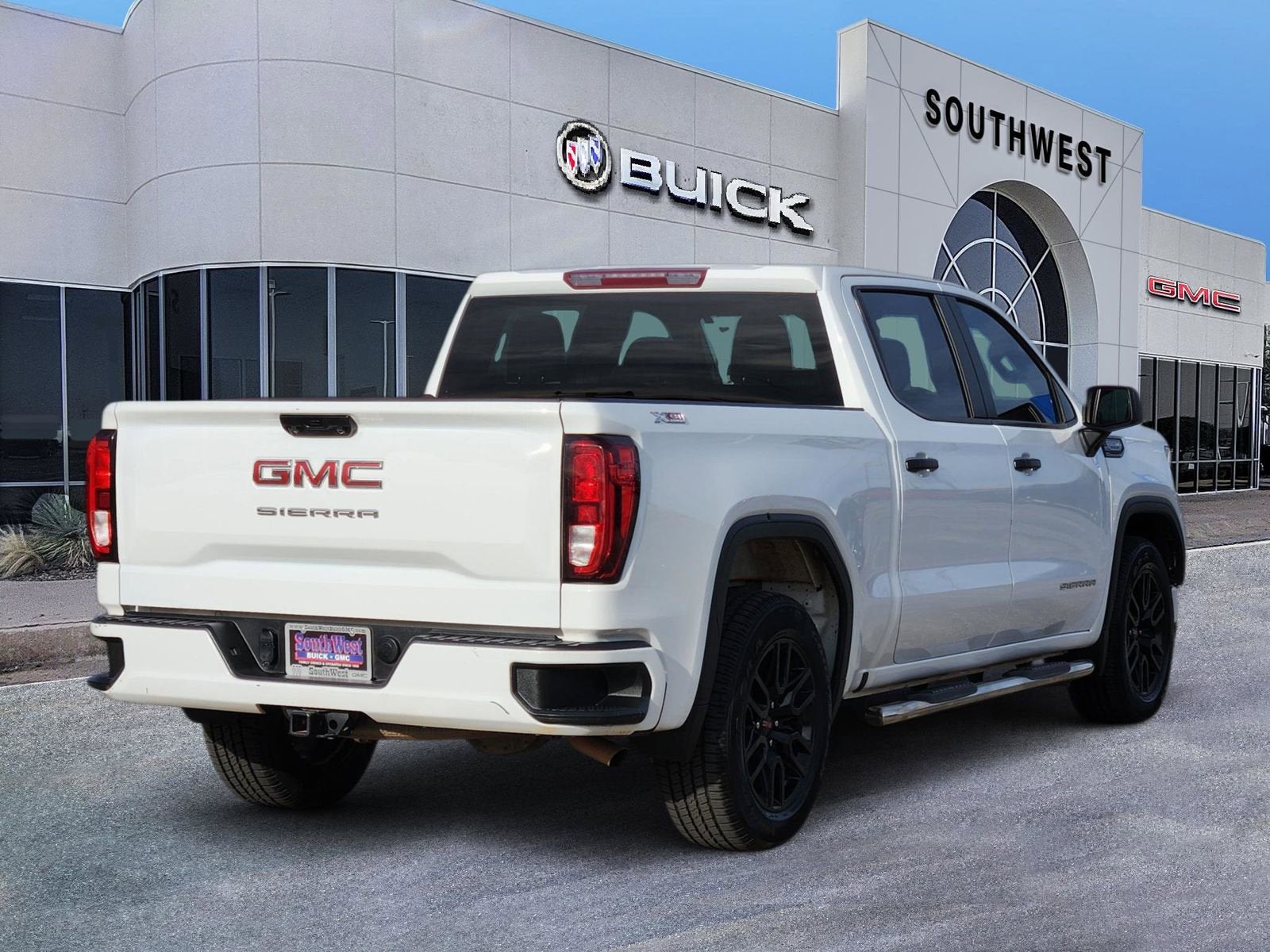 2023 GMC Sierra 1500 Pro