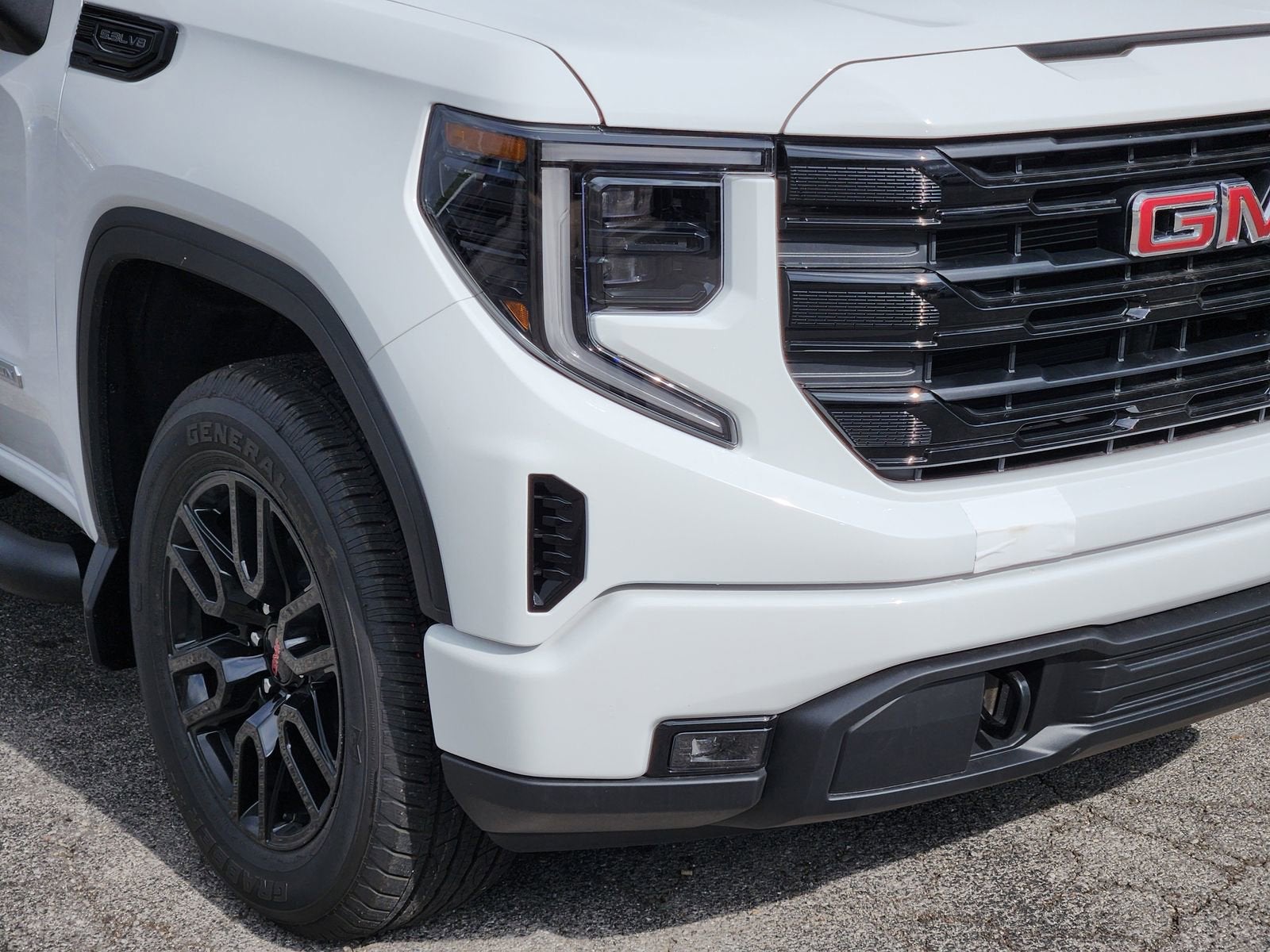 2026 GMC Sierra 1500 Elevation - Photo 10