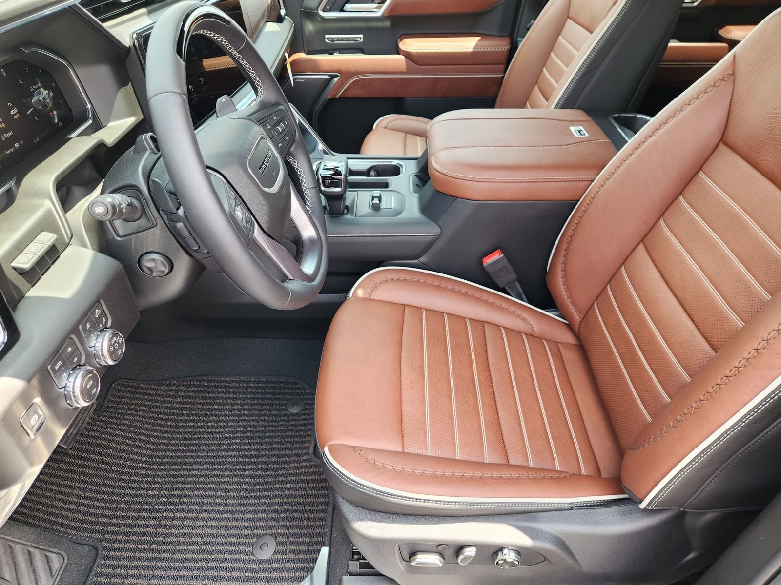 2026 GMC Sierra 1500 Denali Ultimate - Photo 16