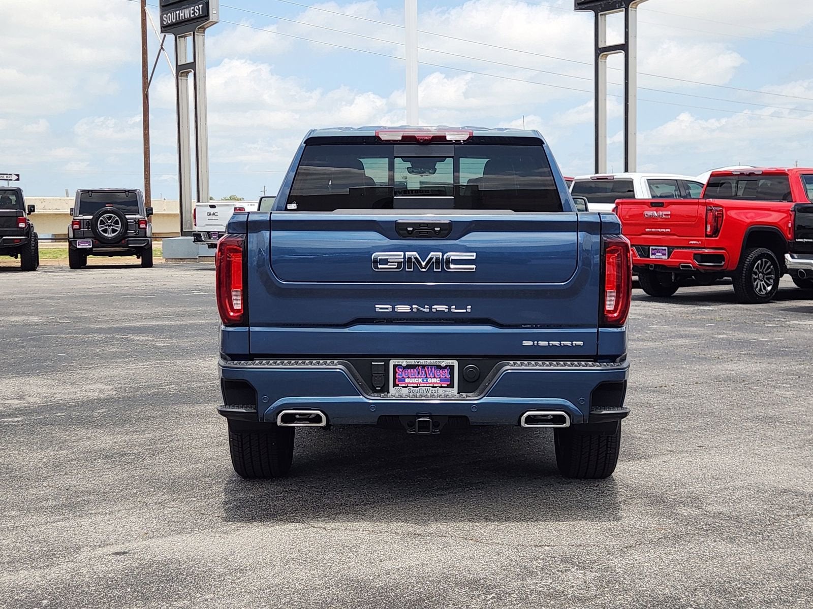 2026 GMC Sierra 1500 Denali Ultimate - Photo 8