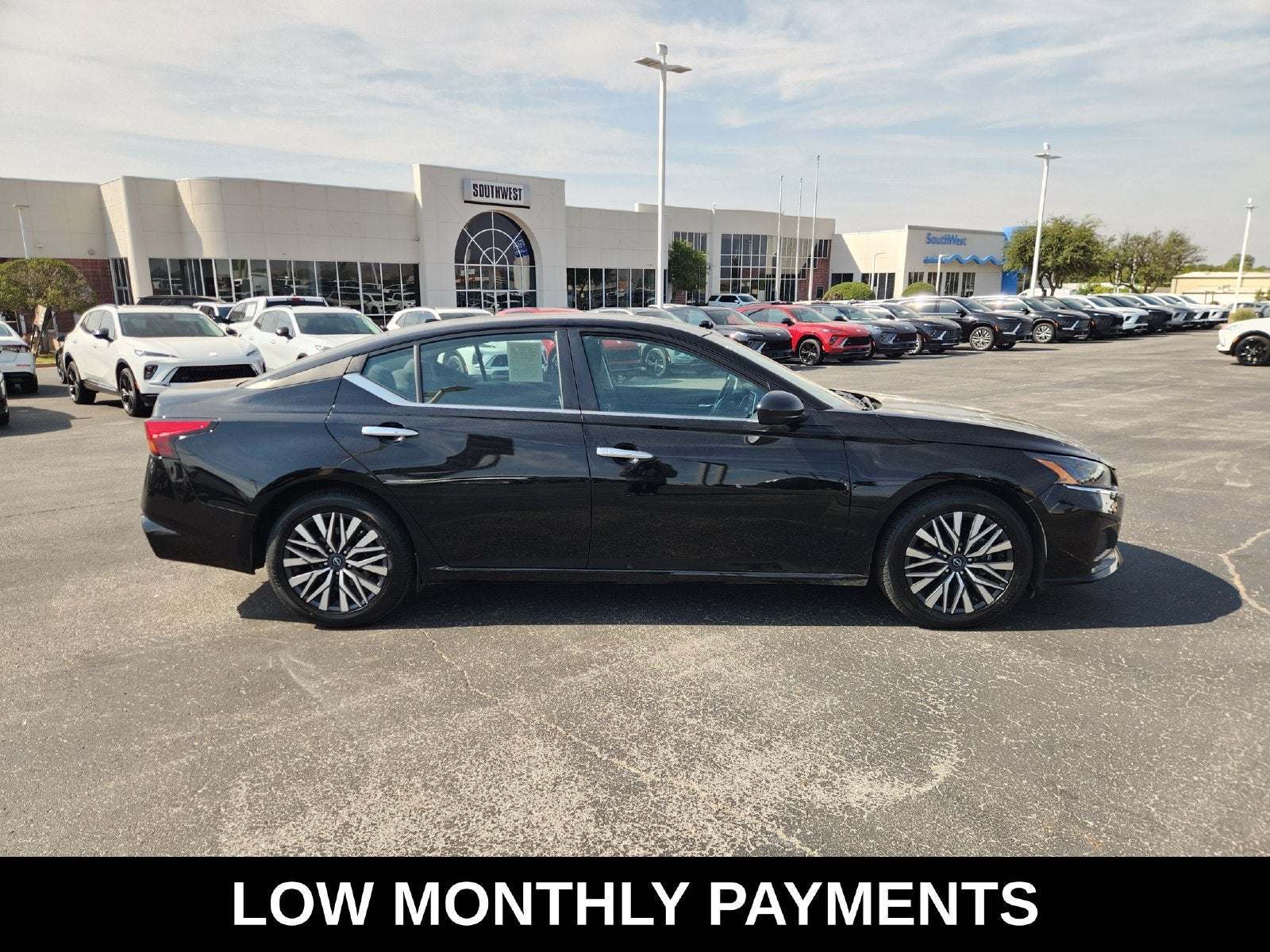 2025 Nissan Altima SV