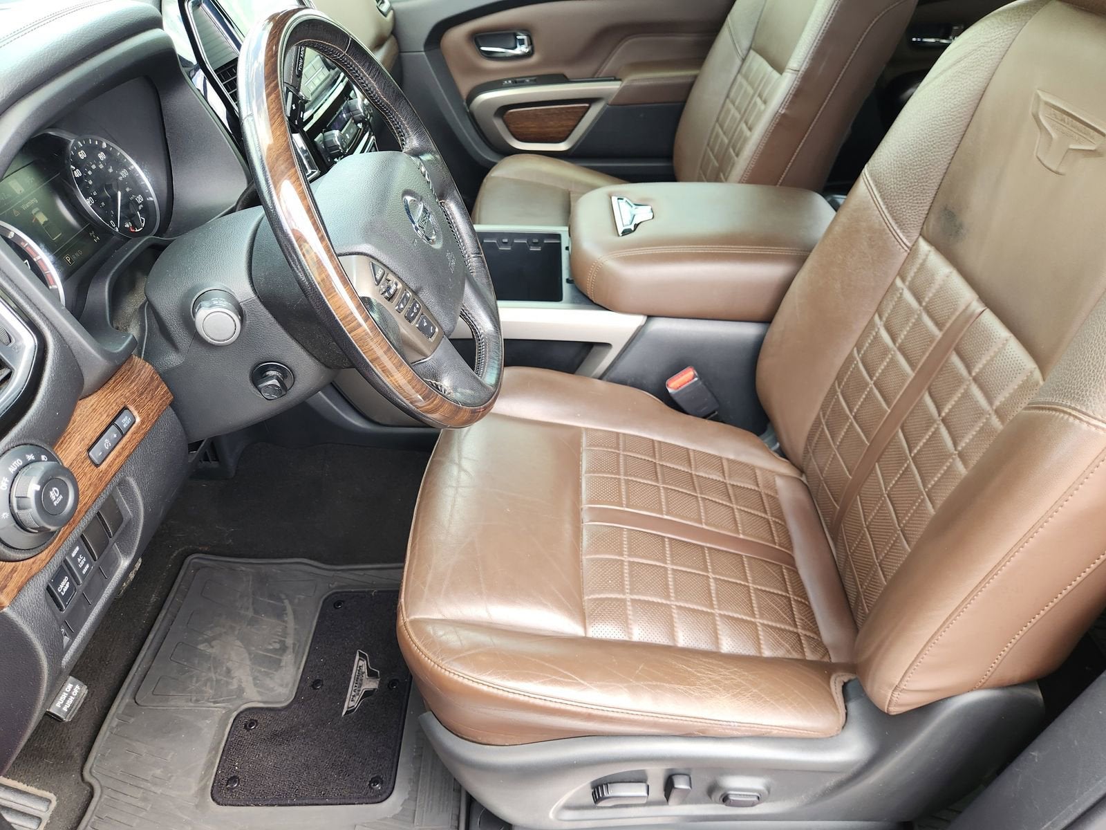 2020 Nissan Titan Platinum Reserve