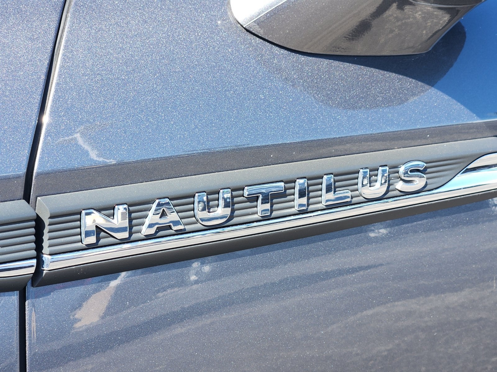 2022 Lincoln Nautilus Standard