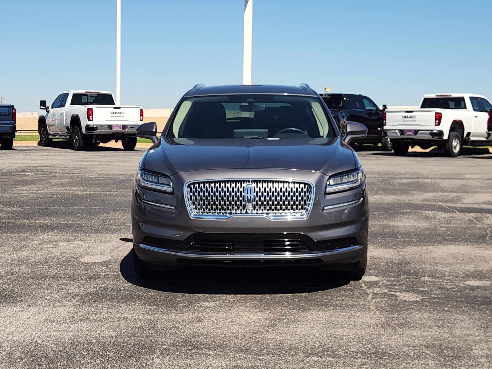 2022 Lincoln Nautilus Standard
