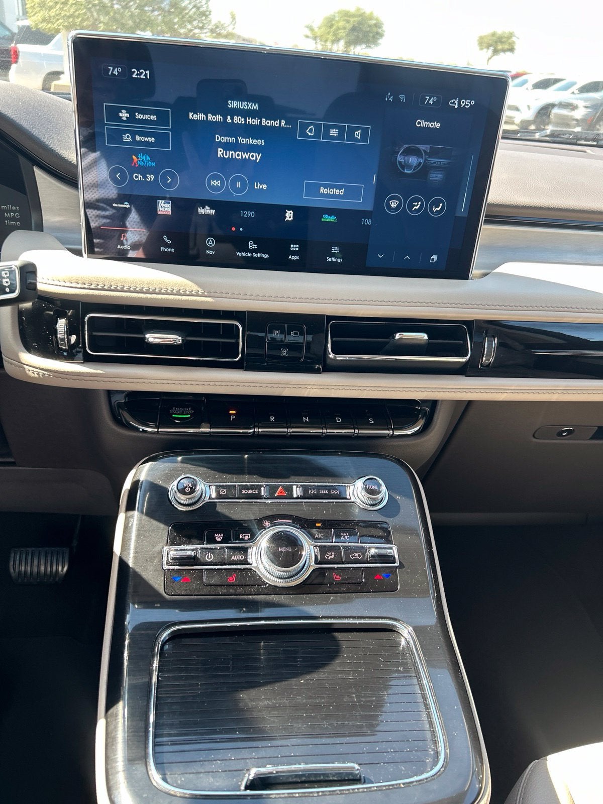 2023 Lincoln Nautilus Standard