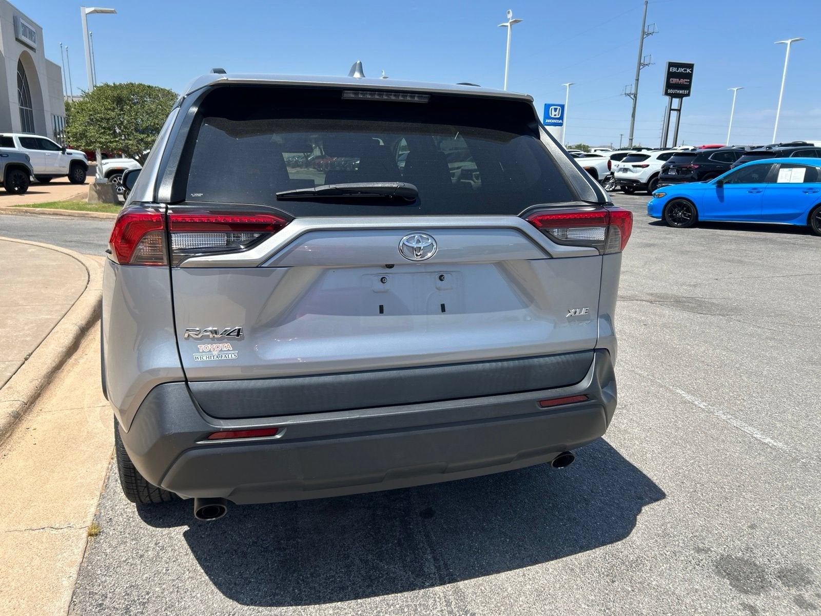 2020 Toyota RAV4 XLE Premium
