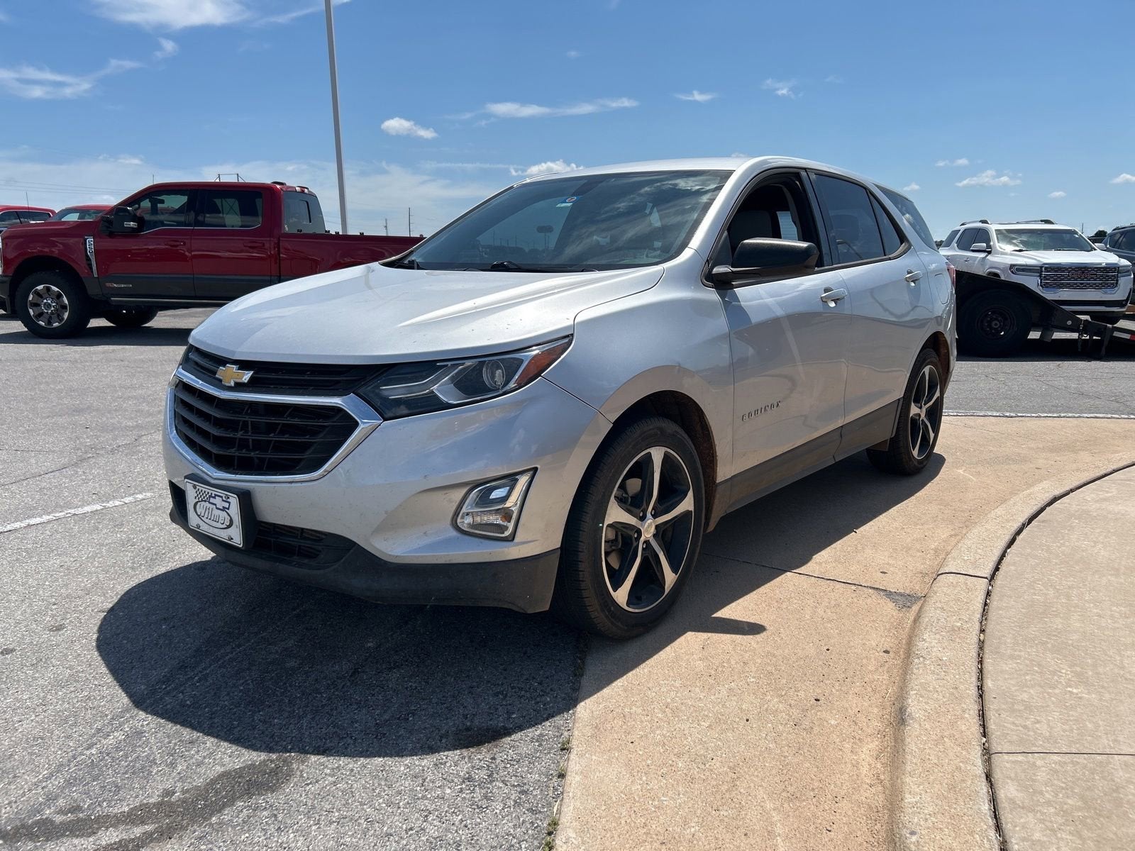2018 Chevrolet Equinox LS's photo