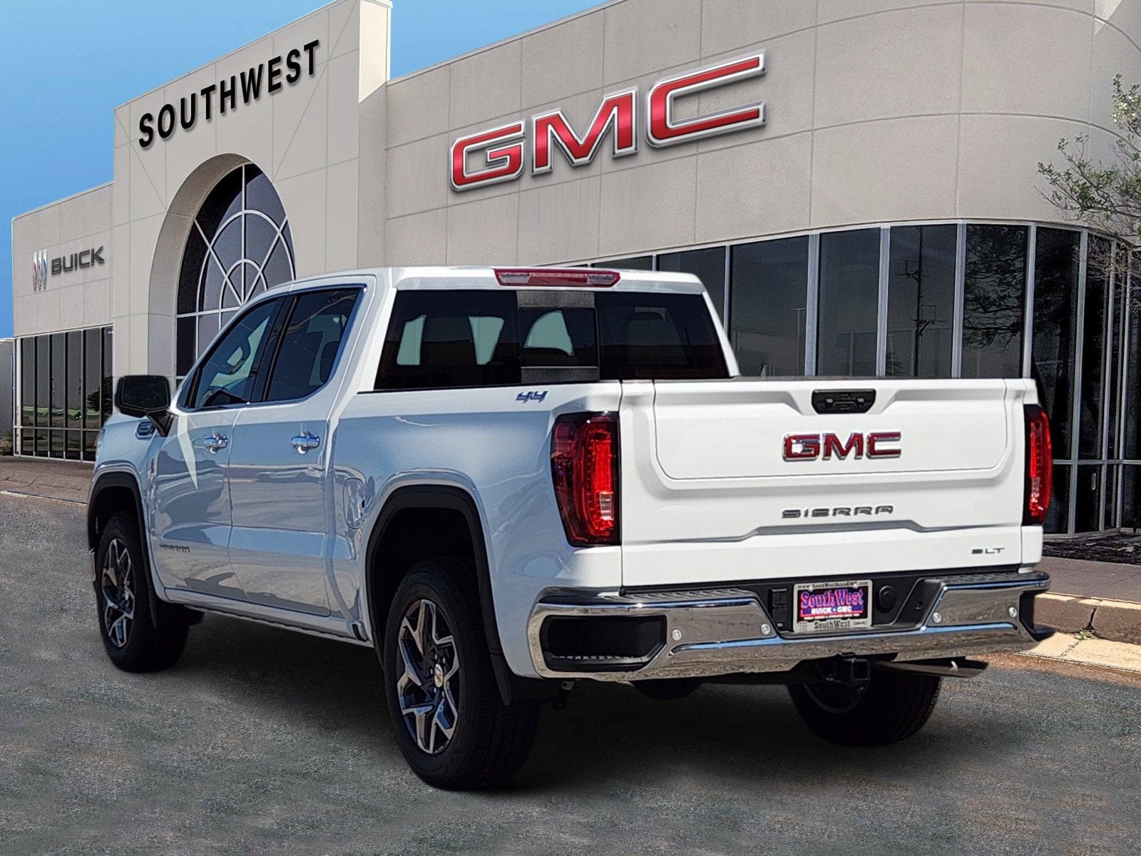 2026 GMC Sierra 1500 SLT