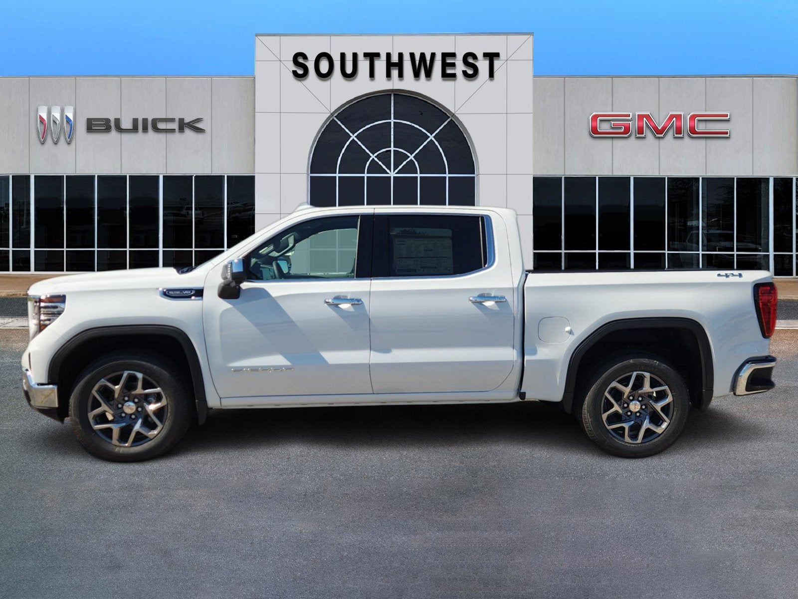 2026 GMC Sierra 1500 SLT