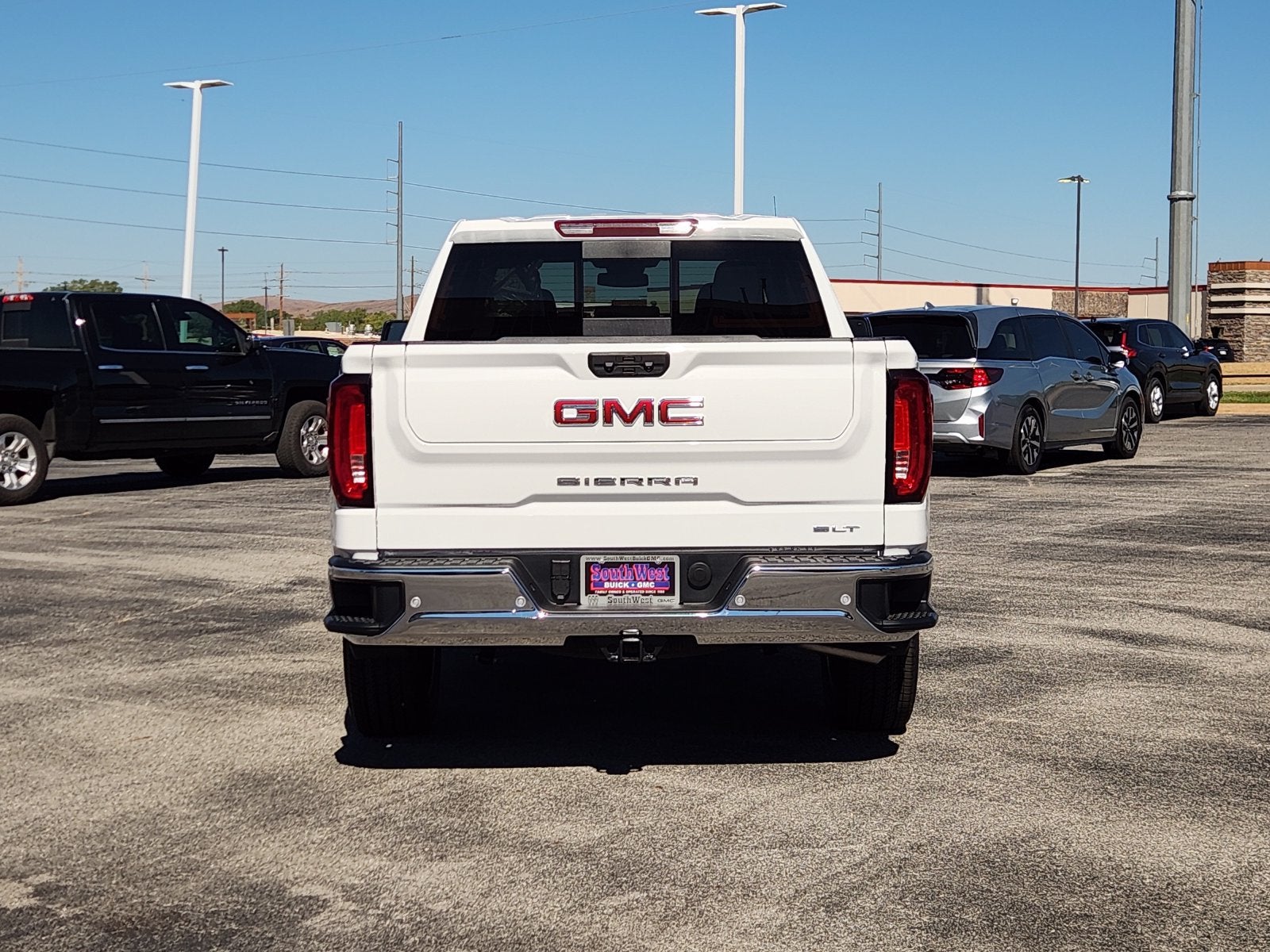 2026 GMC Sierra 1500 SLT