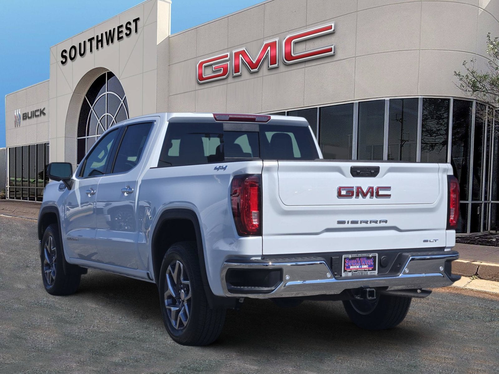 2026 GMC Sierra 1500 SLT