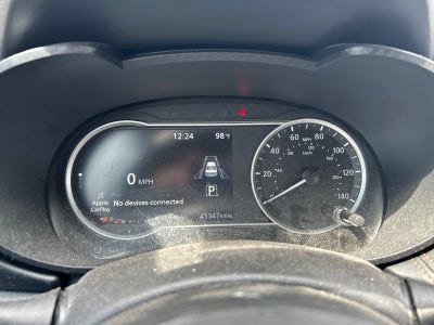 2023 Nissan Versa SR