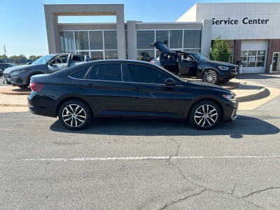 2025 Volkswagen Jetta SE