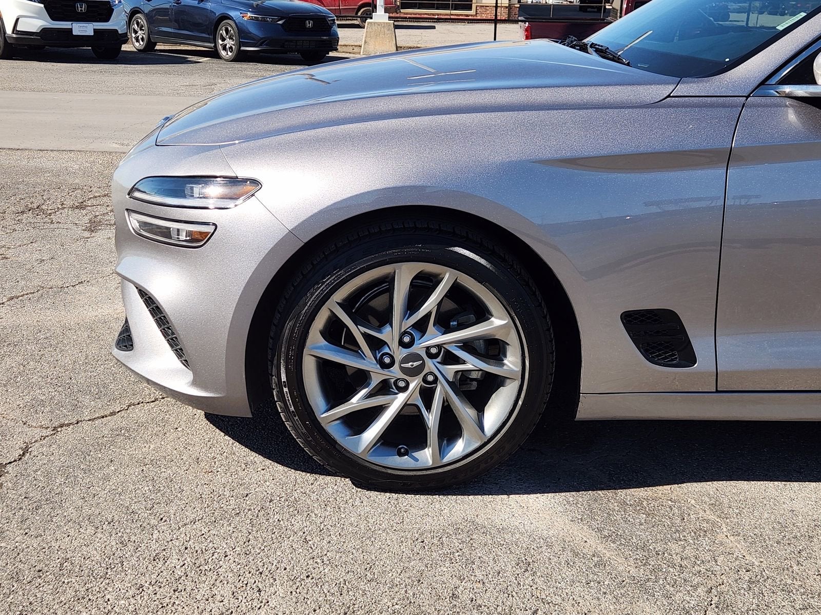 2022 Genesis G70 2.0T