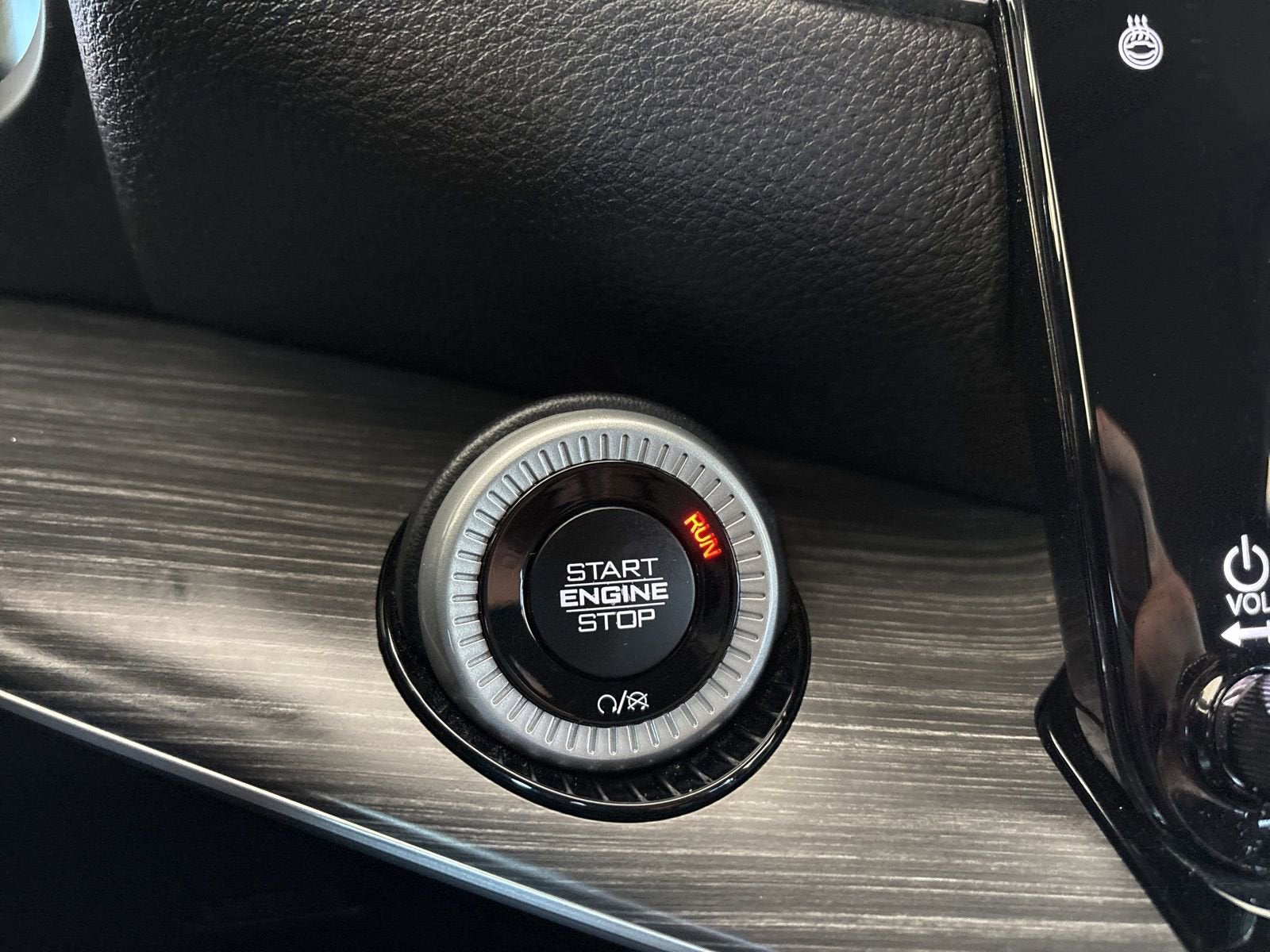 2023 Jeep Wagoneer L Series II