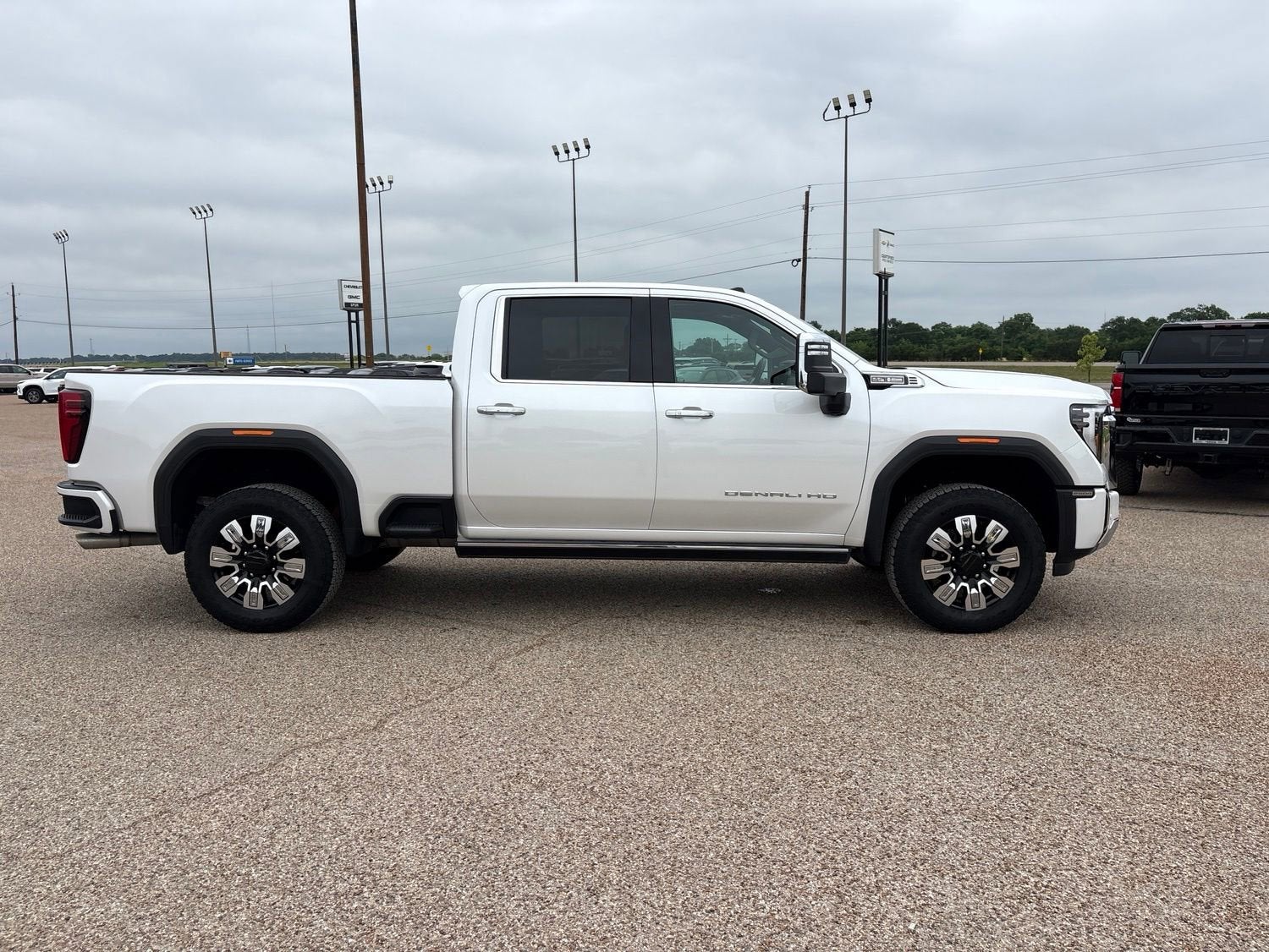 2025 GMC Sierra 2500 HD Denali