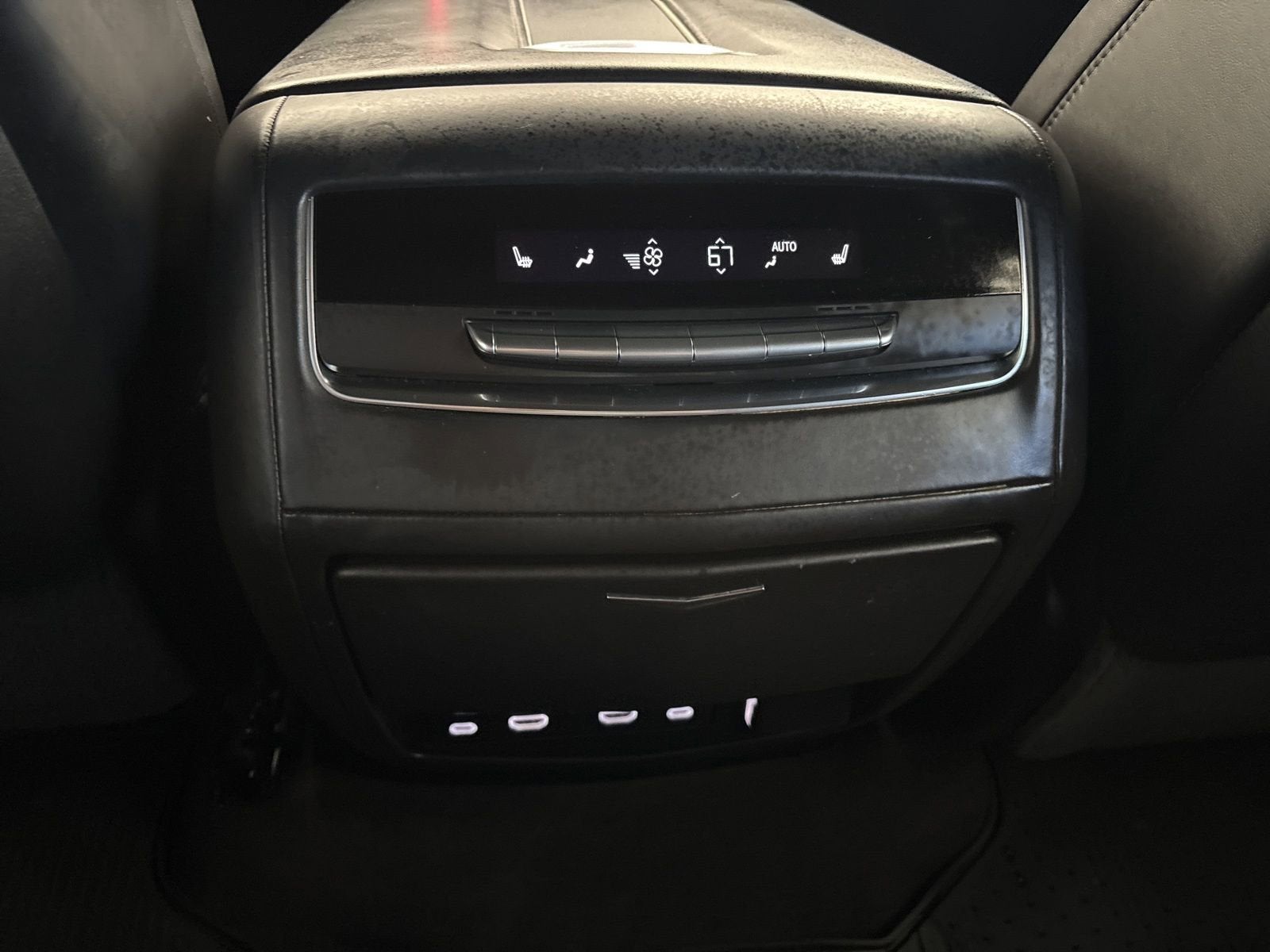 2022 Cadillac Escalade Sport Platinum