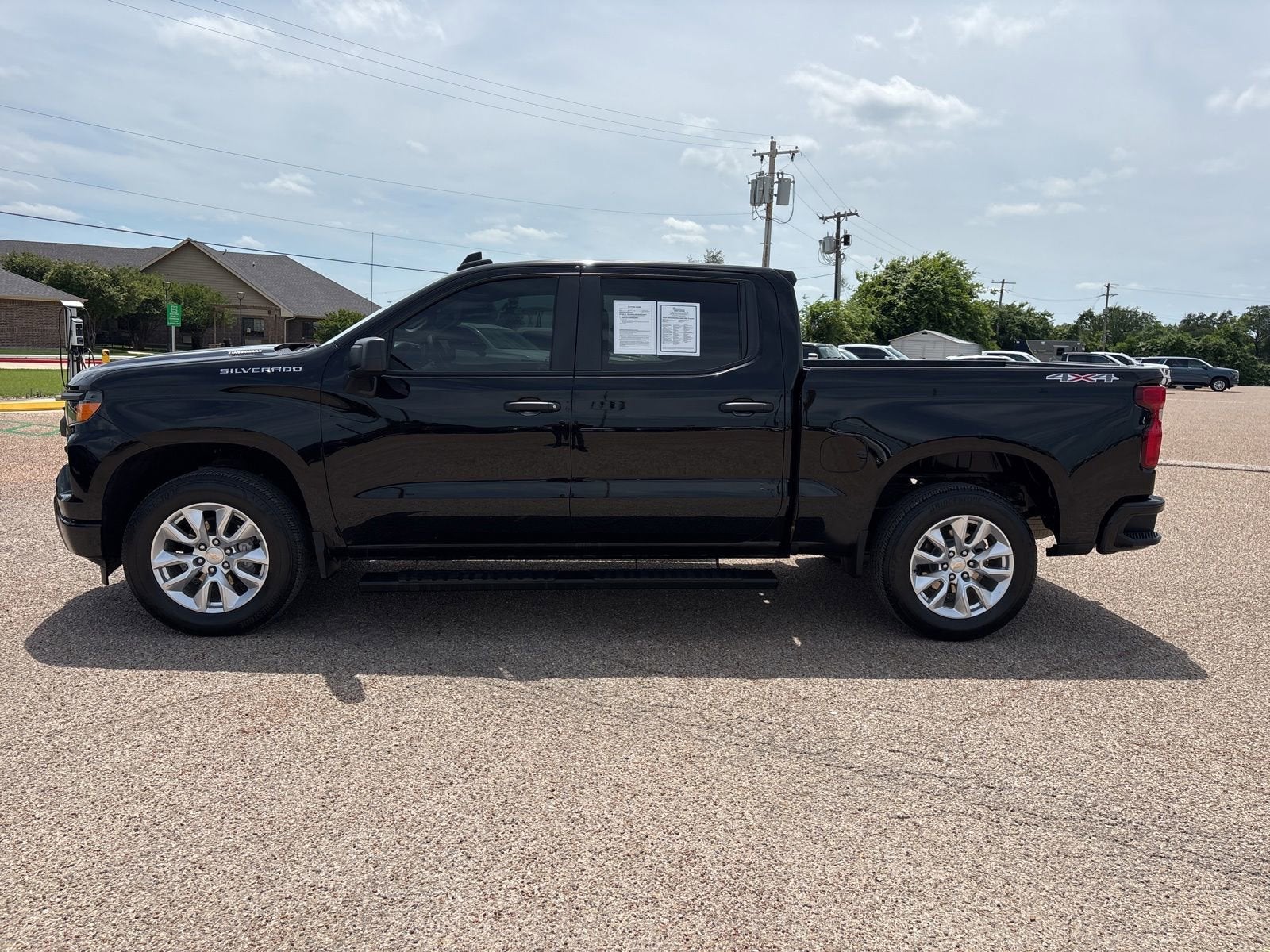 2024 Chevrolet Silverado 1500 Custom