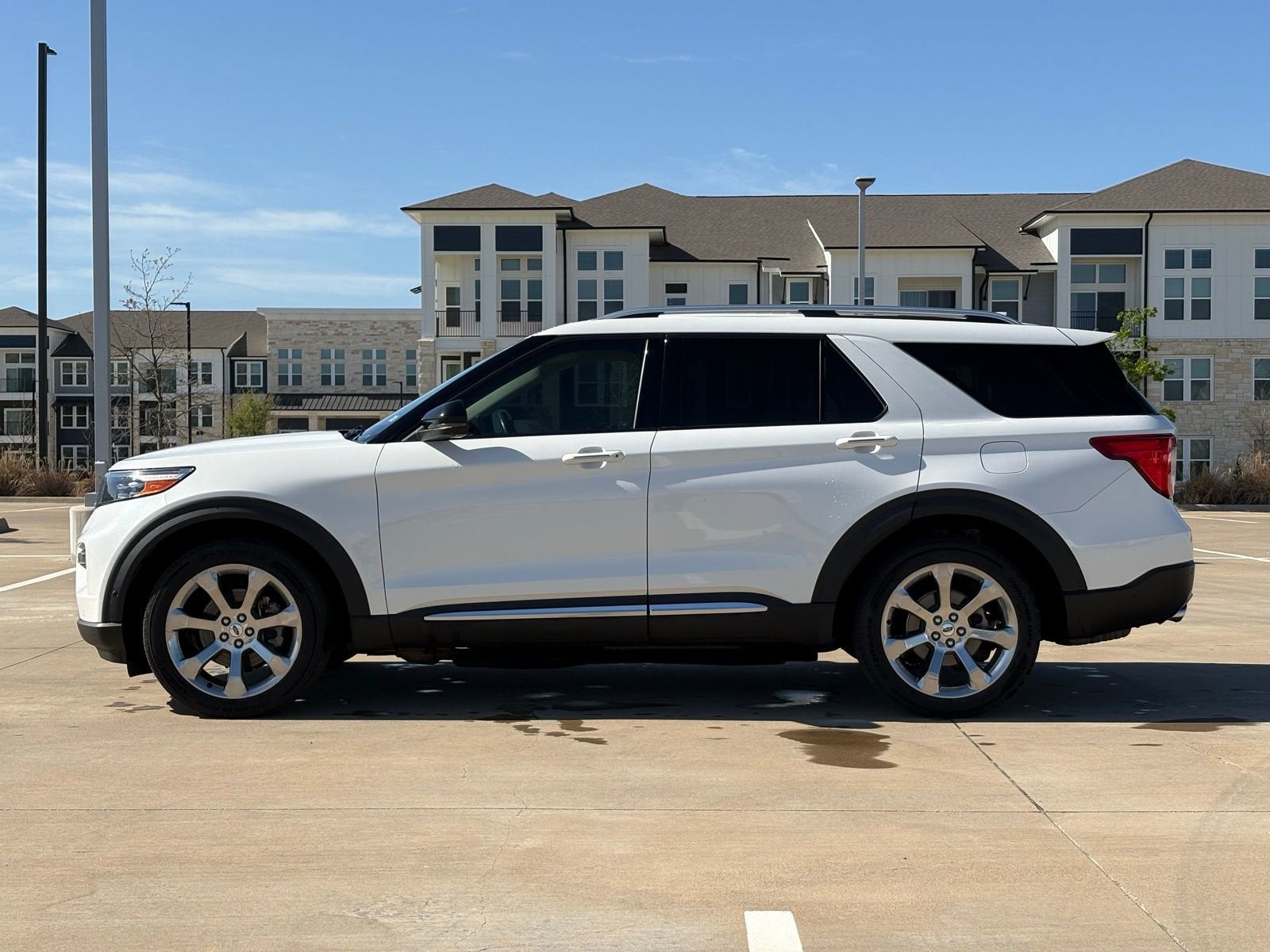 2020 Ford Explorer Platinum