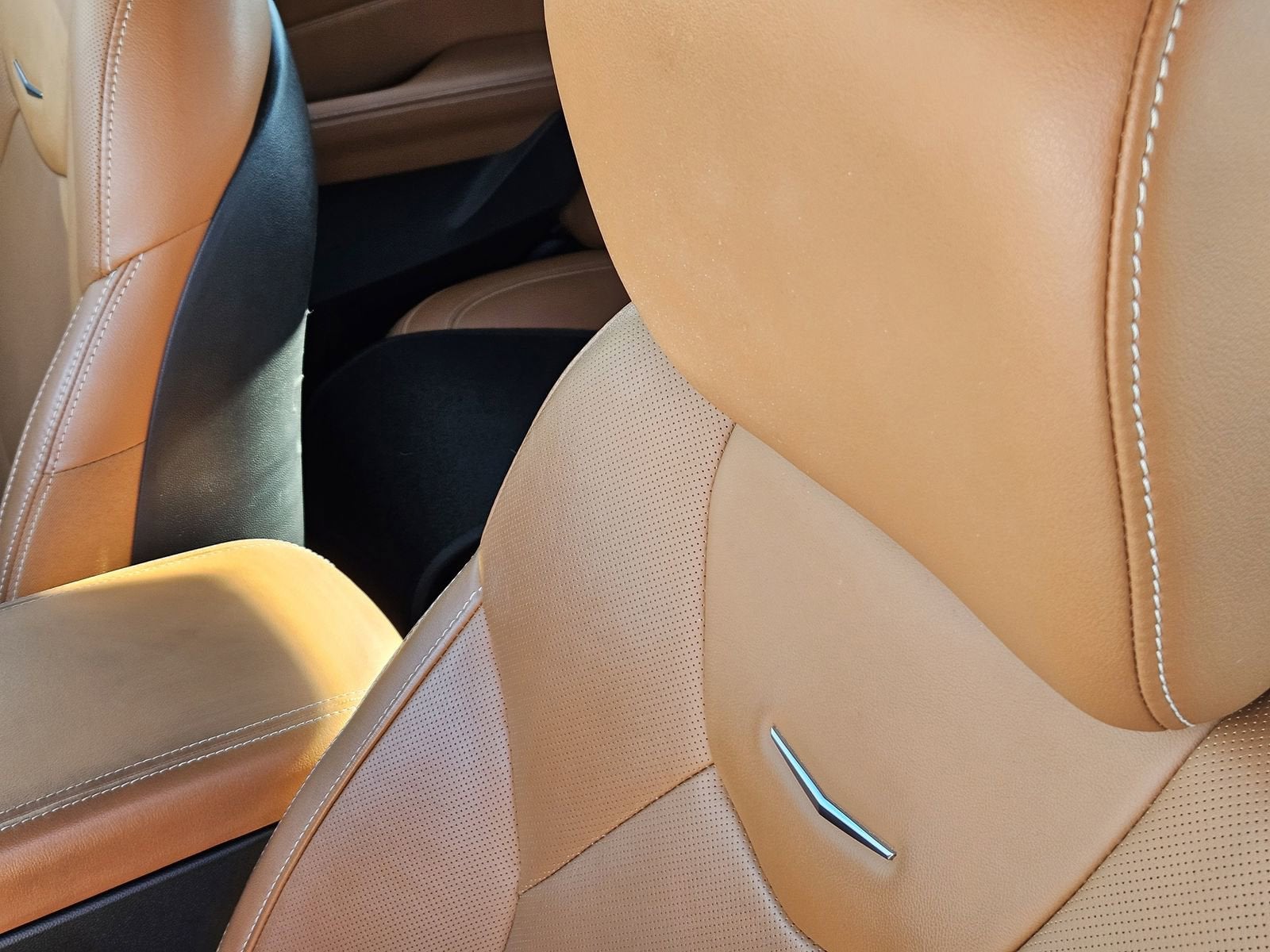 2024 Cadillac CT4 Premium Luxury