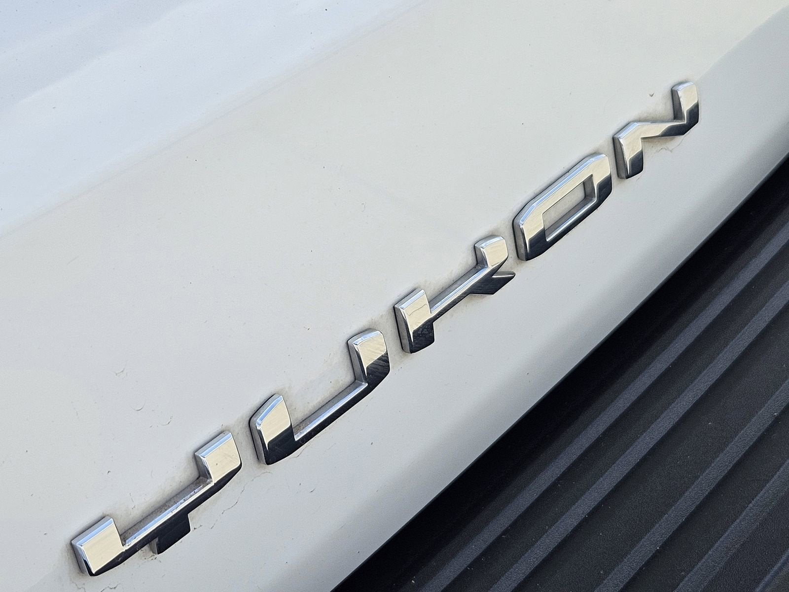 2024 GMC Yukon XL AT4