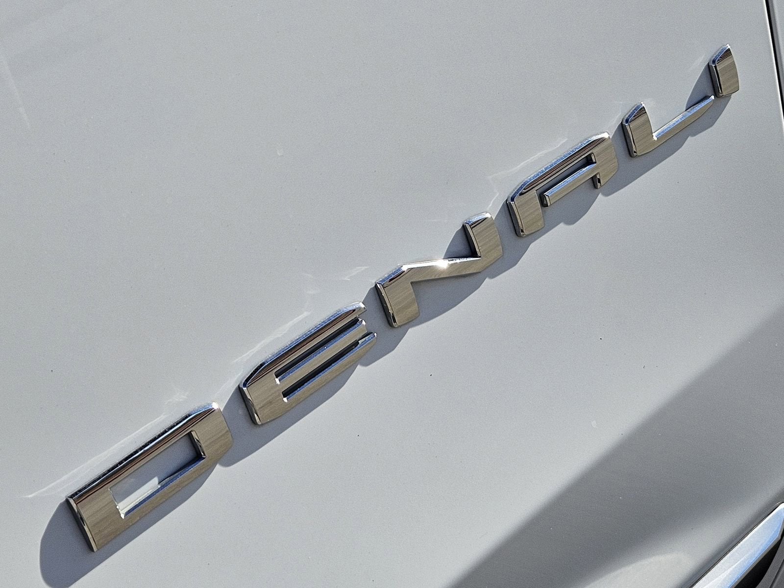 2025 GMC Yukon XL Denali