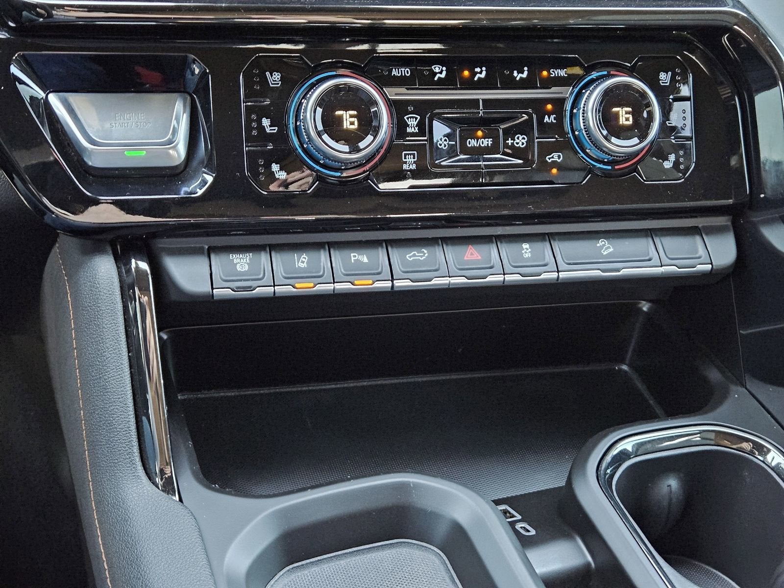 2025 GMC Sierra 2500 HD AT4