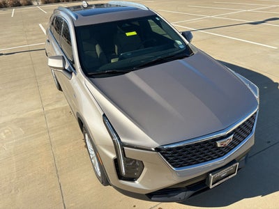 2024 Cadillac XT4 Luxury