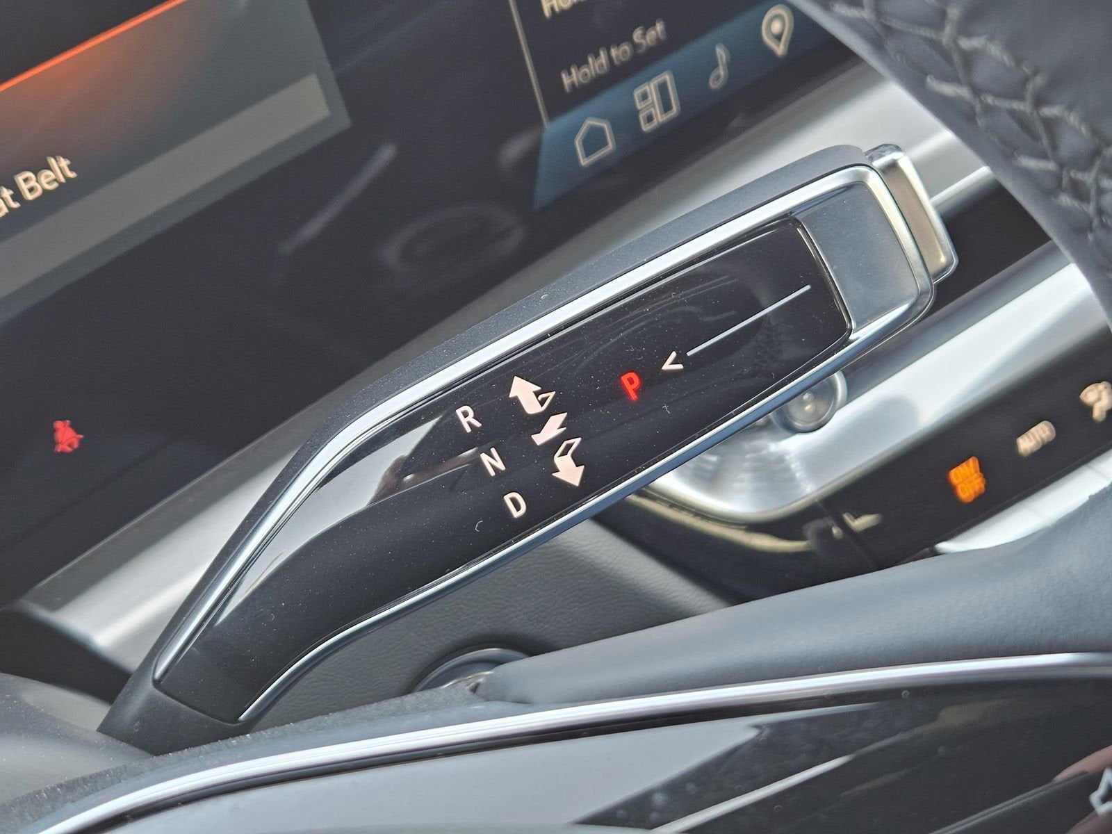 2024 Cadillac LYRIQ Sport 2