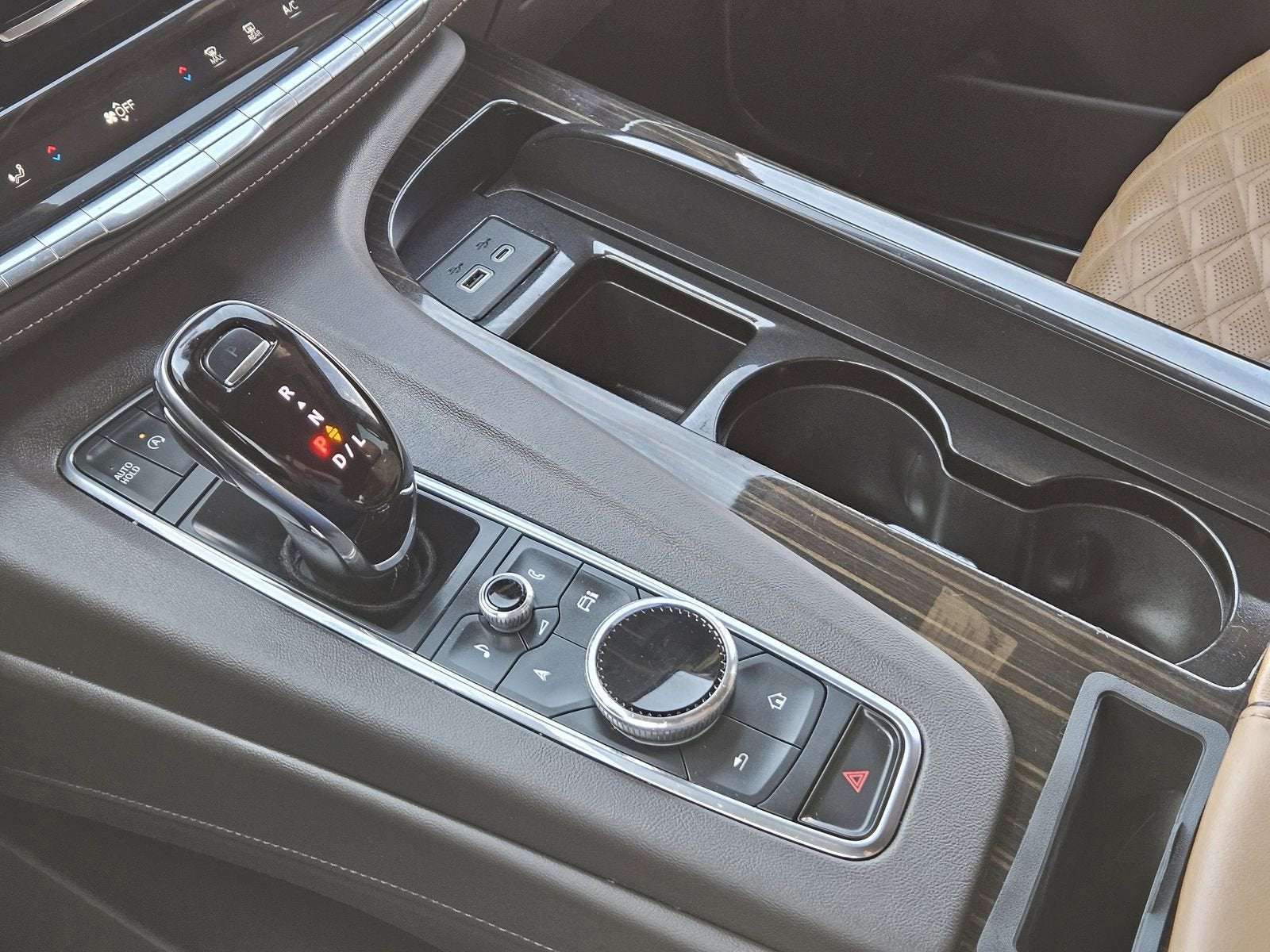 2024 Cadillac Escalade Sport