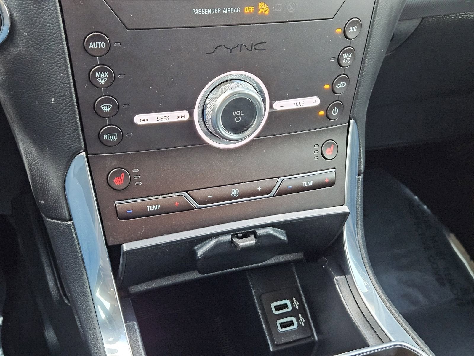 2020 Ford Edge Titanium