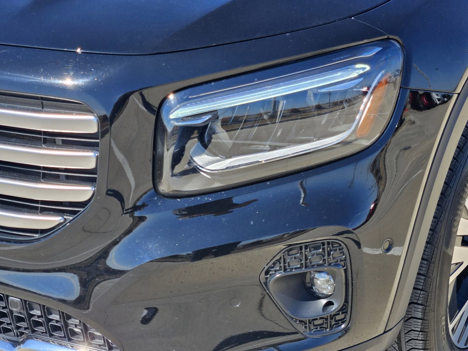 2025 Mercedes-Benz GLB 250 4MATIC®